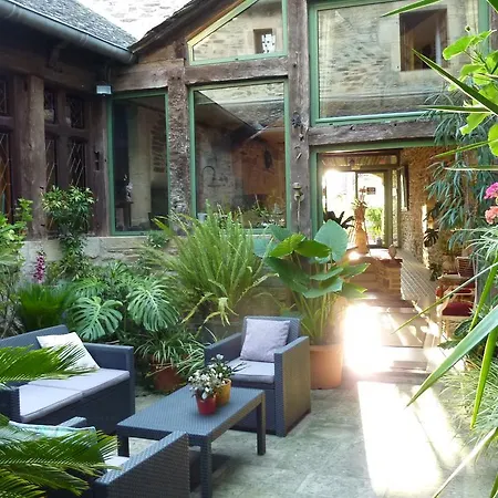 B&B Manoir De La Fabregues 에스탱