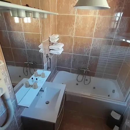 Manoir De La Fabregues Estaing