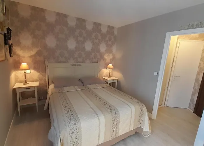 Manoir De La Fabregues 4* エスタン