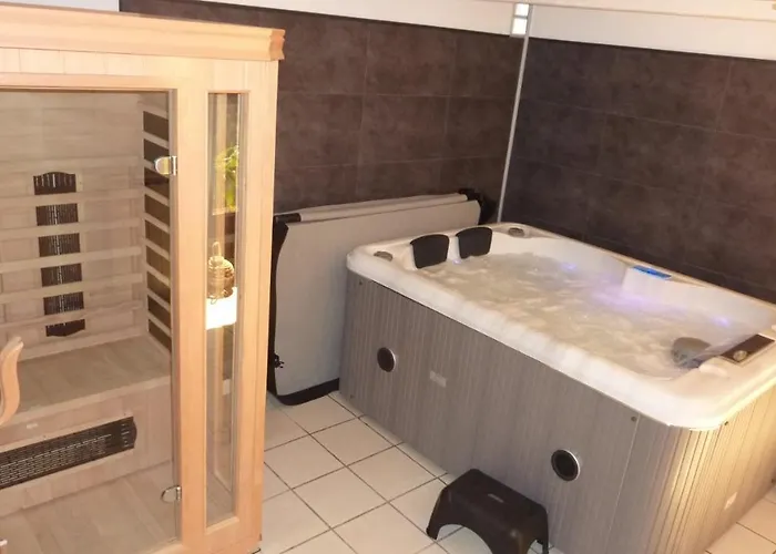 ベッド・アンド・ブレックファスト Manoir De La Fabregues